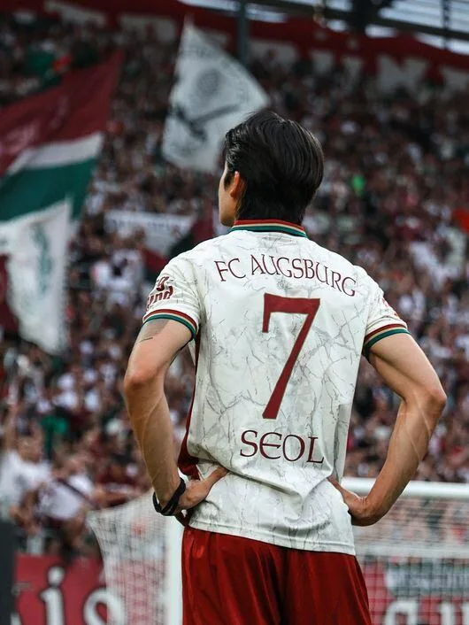 '아쉽다 헛발질' 韓 국대 설영우, '2-0→2-3' 충격패로 모레노호 합류...아우크스부르크 시즌 첫 패배