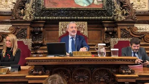 El PSC ganaría las municipales en Barcelona con una oposición más dividida por la irrupción de Aliança y la vuelta de la CUP