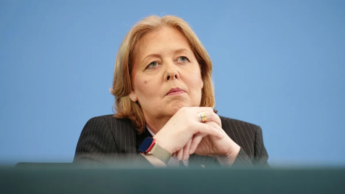 Deutschland-Liveblog: Bas stellt Krankschreibung ab erstem Tag infrage