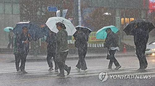 남부·제주 중심 출근길 최대 20㎜ 비소식…낮 최고 25도