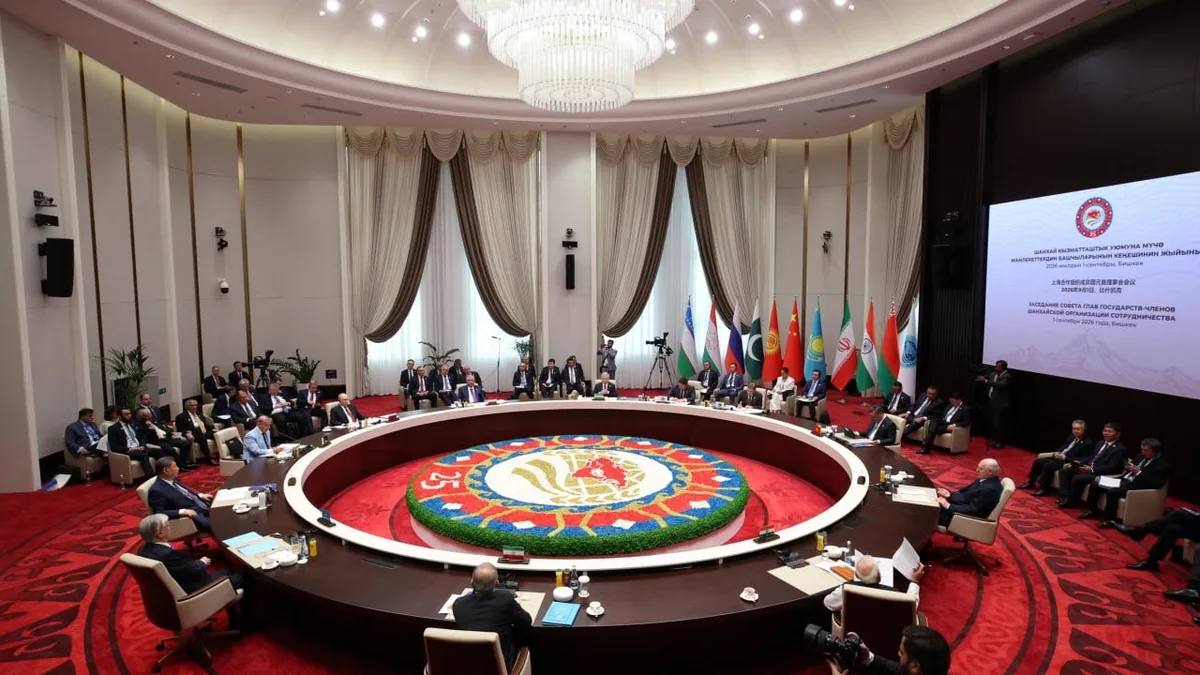 Xi makes world tour ahead of White House summit