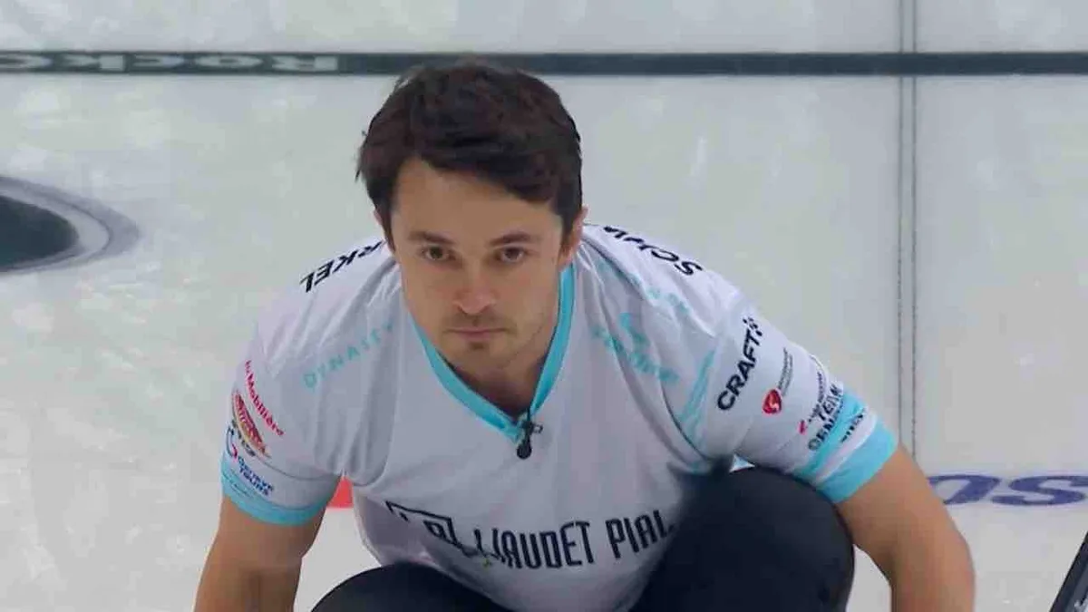 Van-Berkel makes a triple takeout look easy in GSOC final