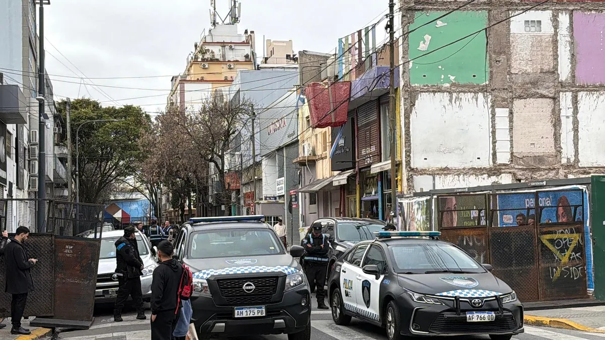 Finalmente, suspendieron el desalojo de la sinagoga de Flores