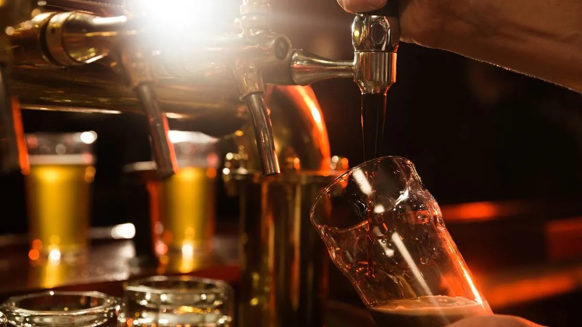 Após 6 anos fechado, bar de fábrica de famosa cervejaria de Blumenau já tem data para reabrir