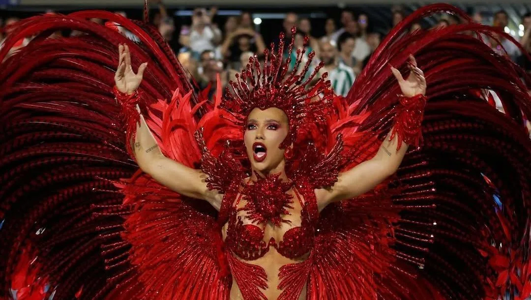 Virginia deixa posto de rainha da Grande Rio: “Não poupei esforços”