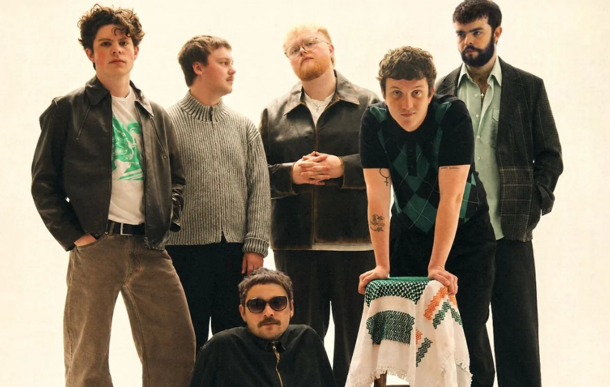 Madra Salach announce debut album ‘Gorta’ with ominous single ‘Ribbon Factory’