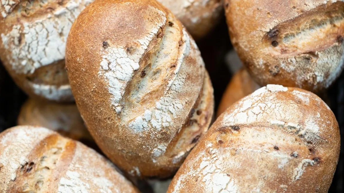 Brotstreit: Zehn Gramm zu wenig - Bäcker muss 15.000 Euro investieren