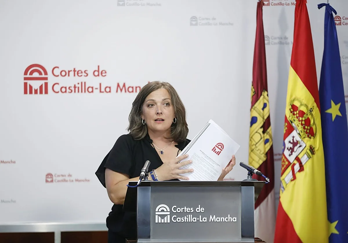 La secretaria primera de la Mesa defiende la actuación de Bellido: «Asenjo ha venido a autoexpulsarse»