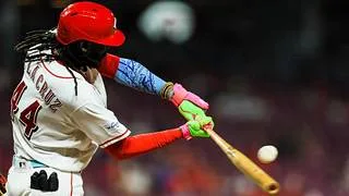 MLB: Elly De La Cruz disparó este monumental cuadrangular