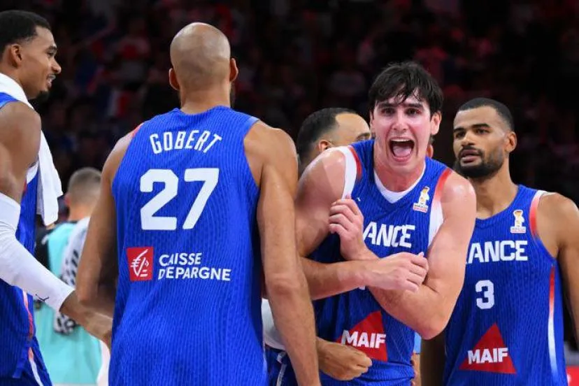 Maxime Raynaud après sa performance avec les Bleus : « On essaie d'être un rouleau compresseur »