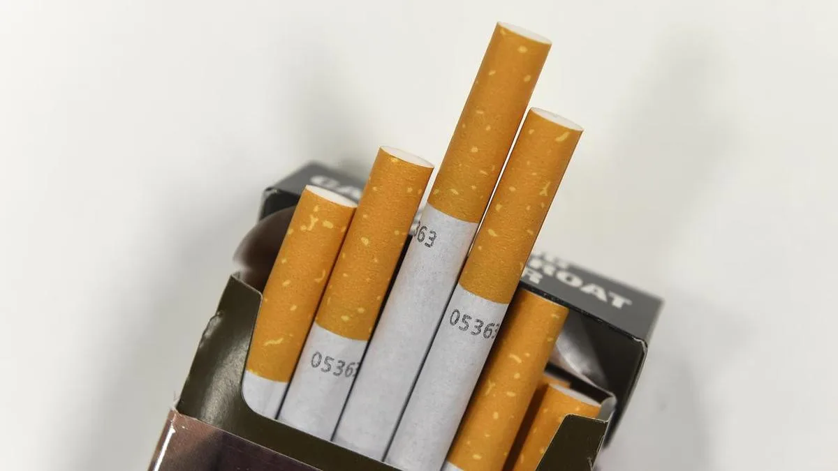 Call for tobacco tax to be cut as crims control market