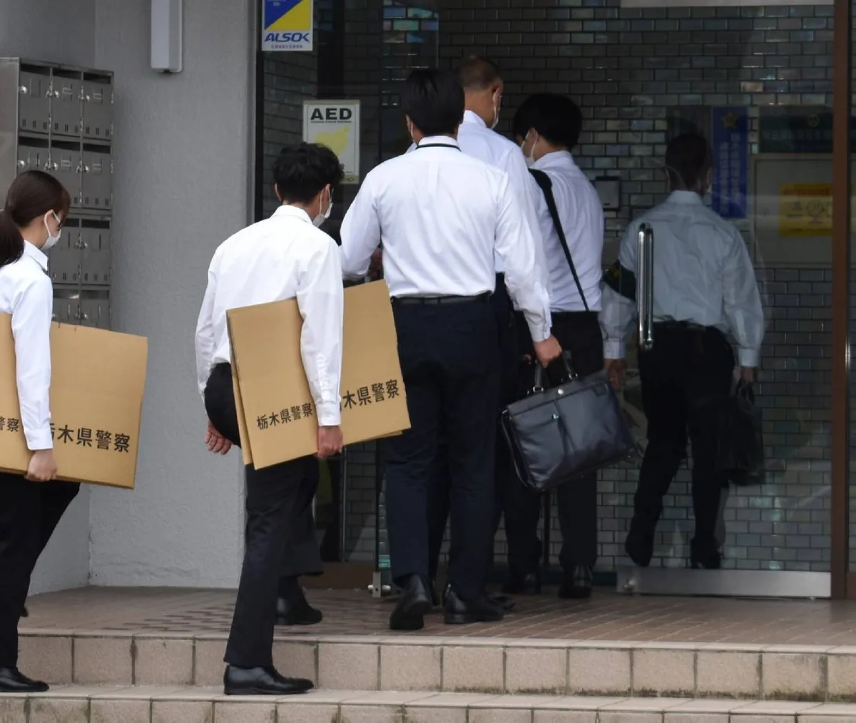 Tochigi police raid Tobu Railway group firm over fatal train accident