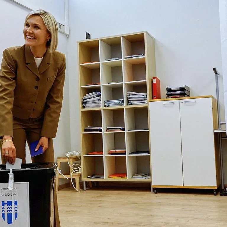 Island - Teilergebnisse: Befürworter der Wiederaufnahme von EU-Beitrittsgesprächen beim Referendum knapp vorne