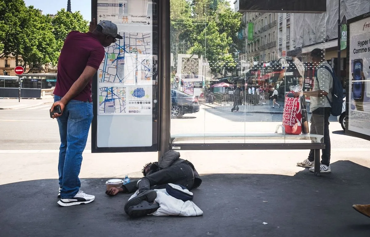 « Il n’y a personne dehors pour donner » … Pour les sans-abri aussi, la canicule représente un « manque à gagner »