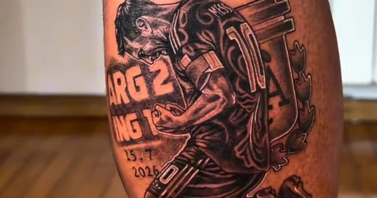 El increíble tatuaje de Messi que se hizo un integrante de la Scaloneta