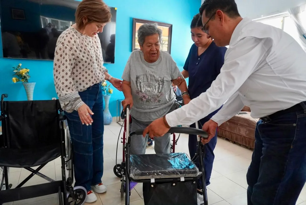 Refuerza DIF Torreón apoyos a centros de atención para adultos mayores