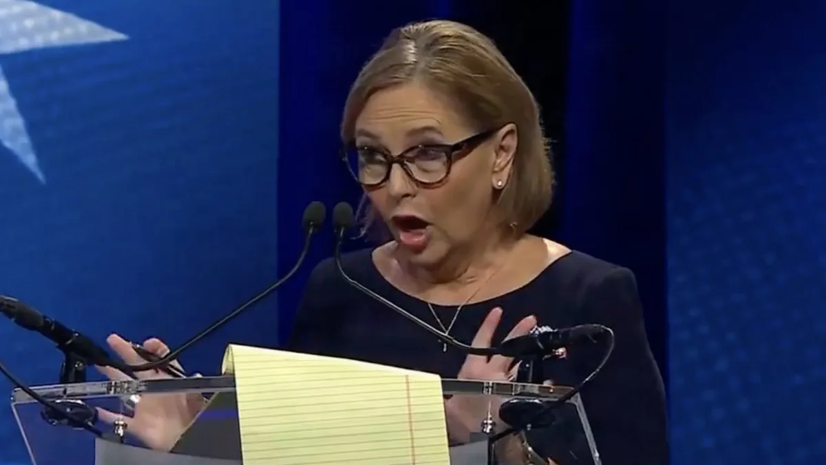 Lindsey Graham’s Sister Booed by Crowd in Embarrassing Debate Flop