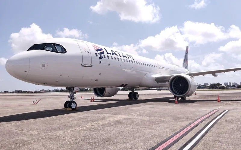 Mais de 60 novos aviões da Latam terão Wi-Fi via satélite