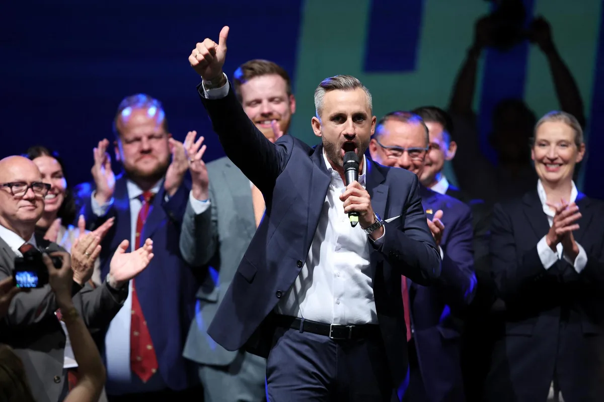 Victoire de l’extrême droite en Saxe-Anhalt : en France, la gauche et le centre expriment leurs inquiétudes, silence du RN