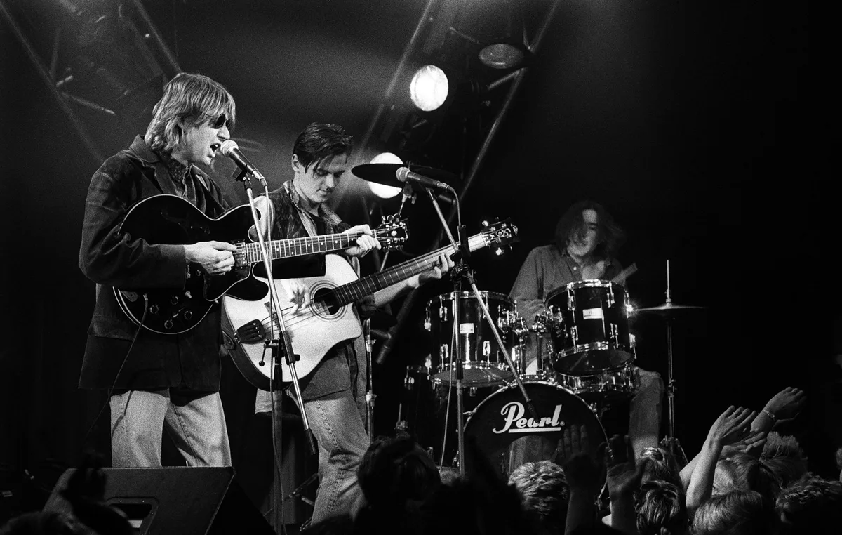Watch Ride’s Mark Gardener, Ed Harcourt, Fyfe Dangerfield and loads more pay tribute with reunited Talk Talk musicians to play ‘The Colour Of Spring’ in London