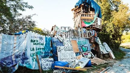 En Haute-Savoie, les opposants à l'autoroute A412 saisissent la justice pour demander l'arrêt du chantier