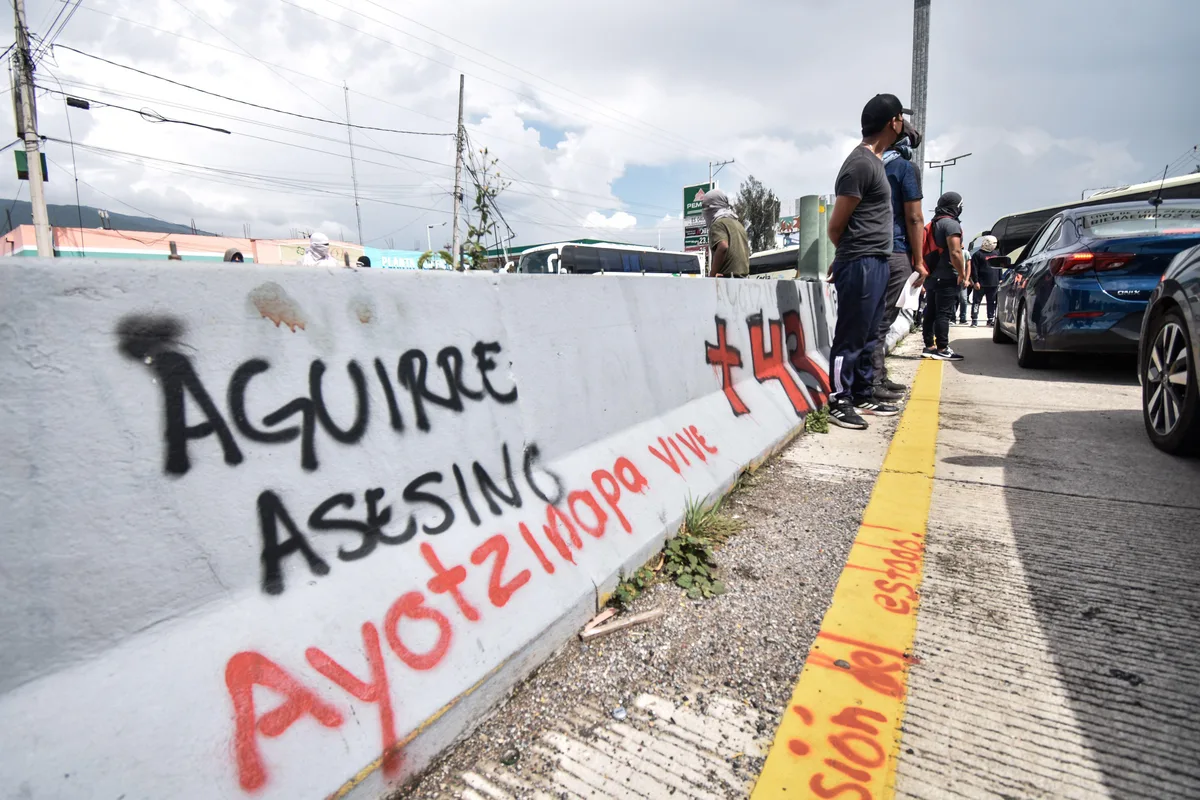 Abren debate en redes por captura de Ángel Aguirre y reanudación de relaciones México-Perú