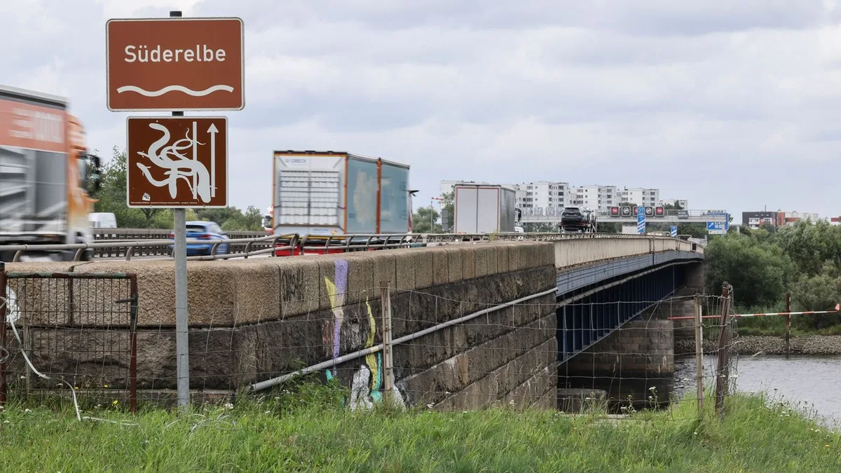 Bauarbeiten: A1 Richtung Lübeck wird gesperrt - Stau bei Hamburg erwartet