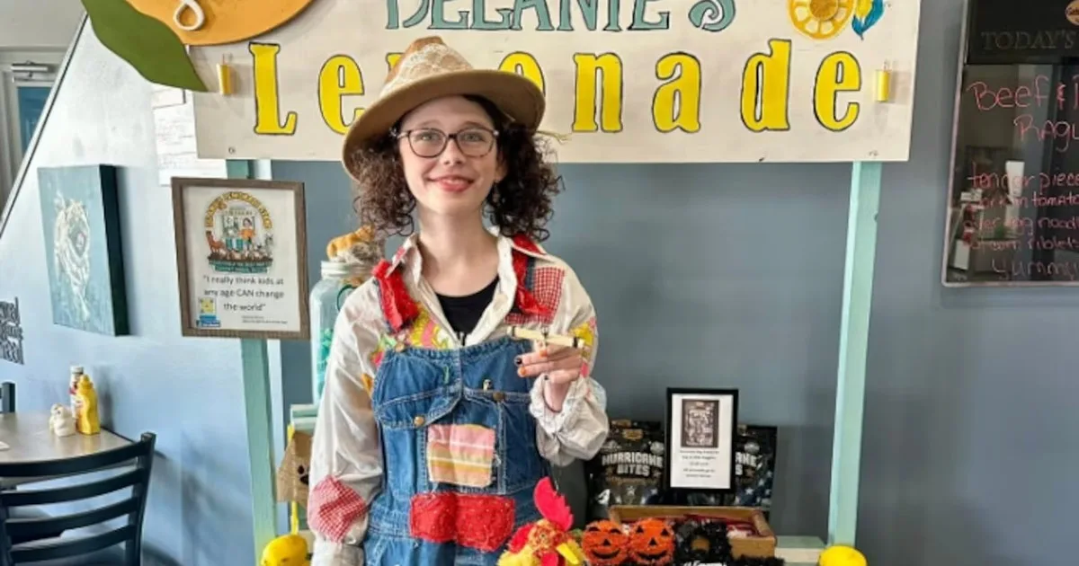 A los 7 años empezó a vender limonada para ayudar a animales abandonados y ya recaudó más de 61.000 dólares: “Quiero inspirar a mi generación a ayudar”