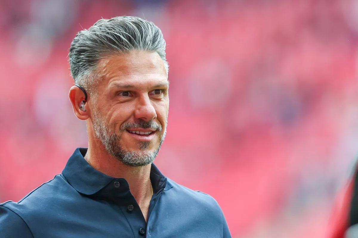 Martín Demichelis supera el primer frente de tormenta en Leipzig con una goleada