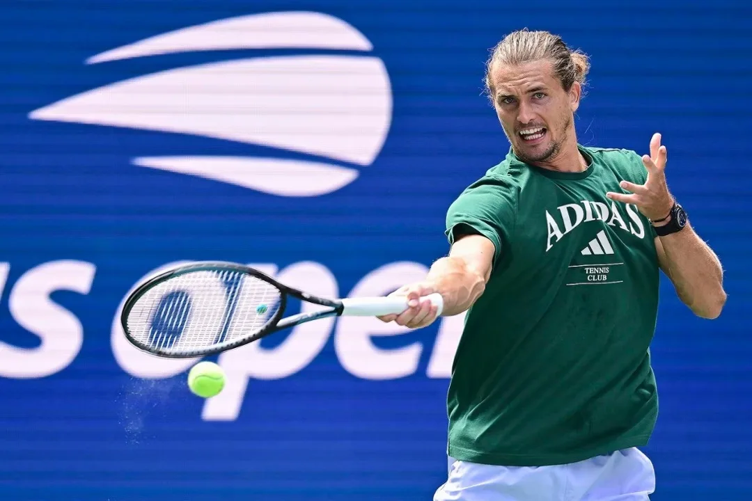 Zverev escapa de nomes em alta e tem italianos pela frente
