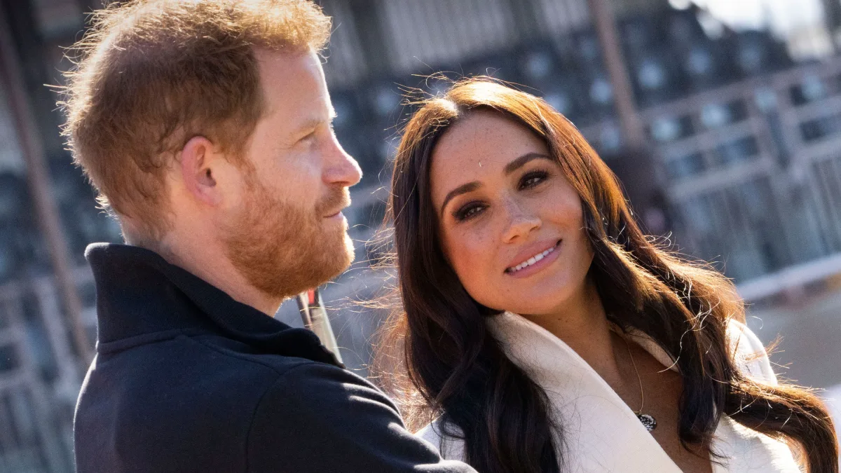 Britische Medien: Harry und Meghan ziehen angeblich zurück in die Heimat