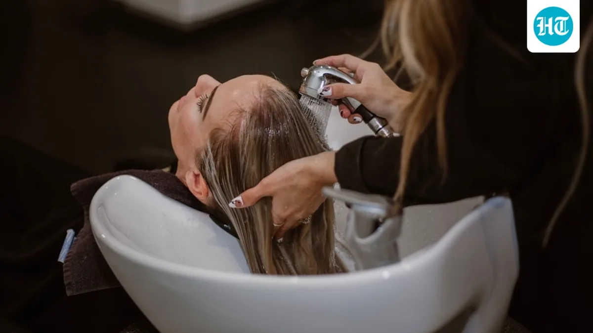 The internet says washing hair during your period is bad for you. Here's what expert wants you to know