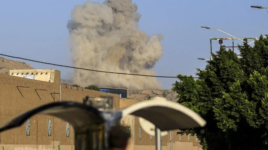 Yémen : la coalition menée par Riyad mène une "opération à grande échelle" contre les Houthis