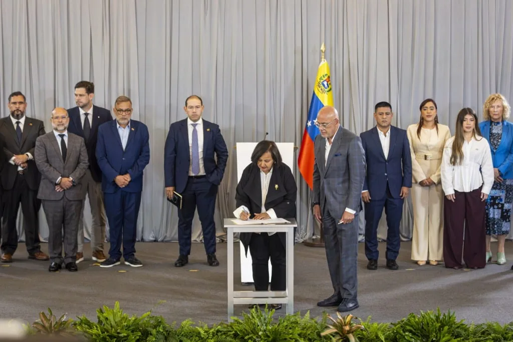 Laboratorio de Paz señala que la apertura política no garantiza una democratización