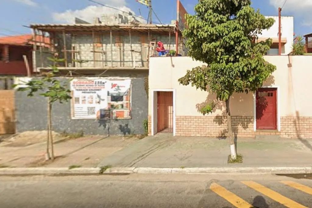 Escola vizinha a obra da construtora do prédio que caiu é interditada em SP