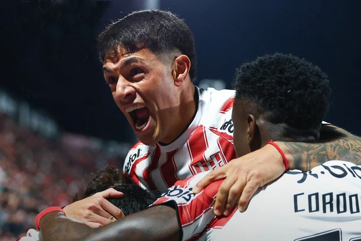 Con el jugador de los 100 partidos, Instituto le ganó a San Lorenzo por la 7a fecha del torneo Clausura