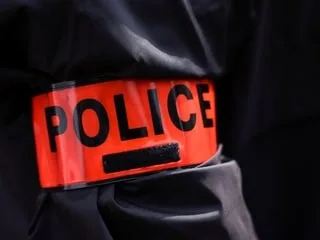 Un homme retrouvé mort dans la Drôme, son corps mutilé et calciné