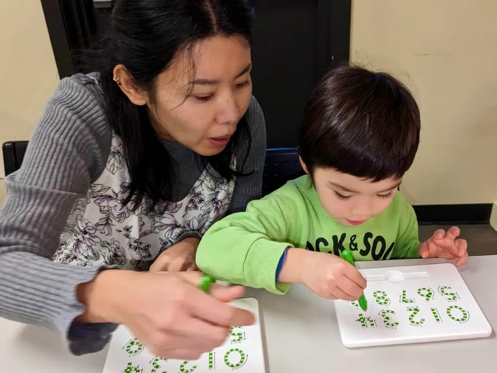 Decoda Literacy Solutions Helps British Columbians Learn