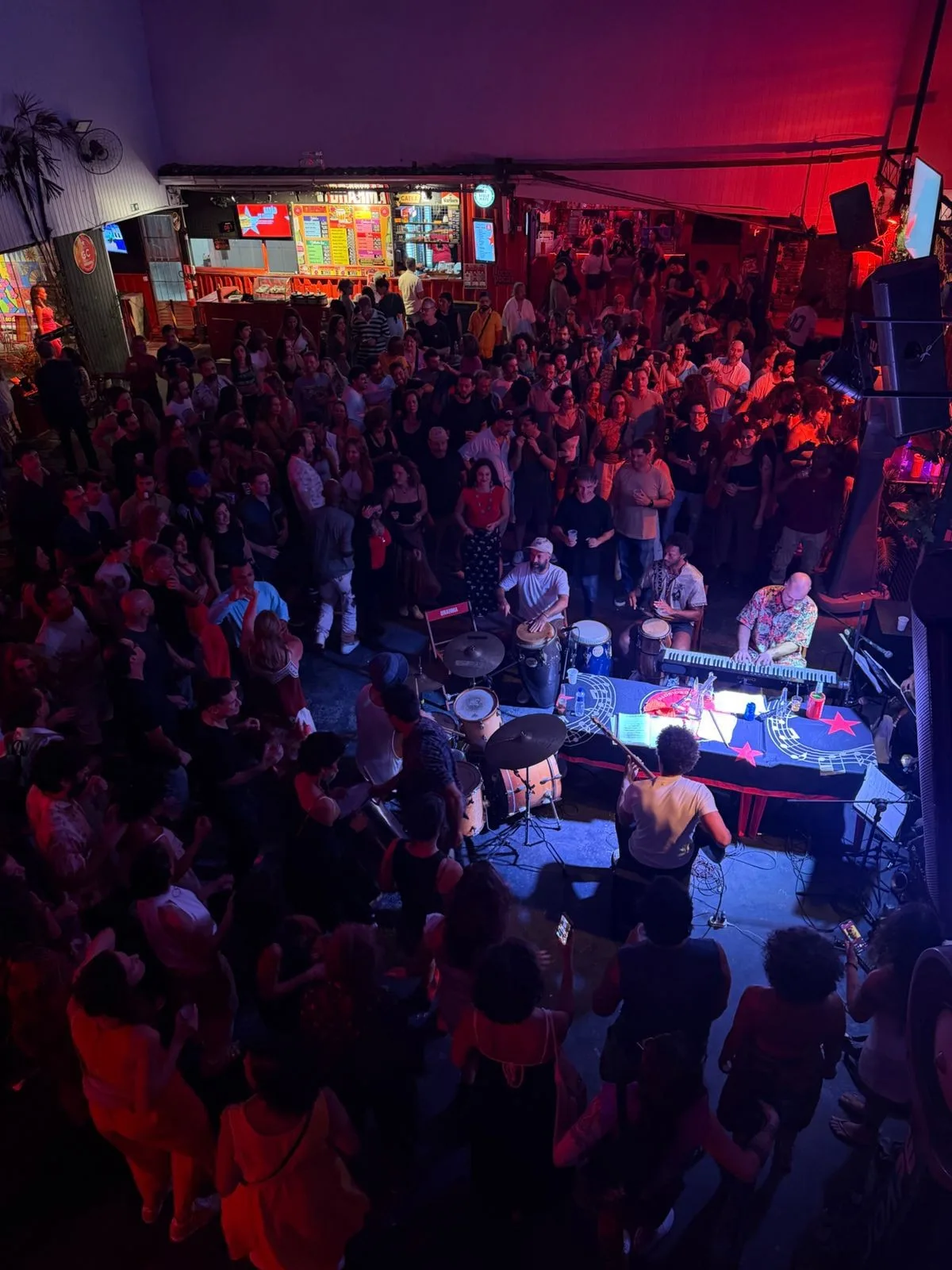 Candombaile, finais de disputas de samba, teatro, exposições: o que fazer no Rio off Rock in Rio
