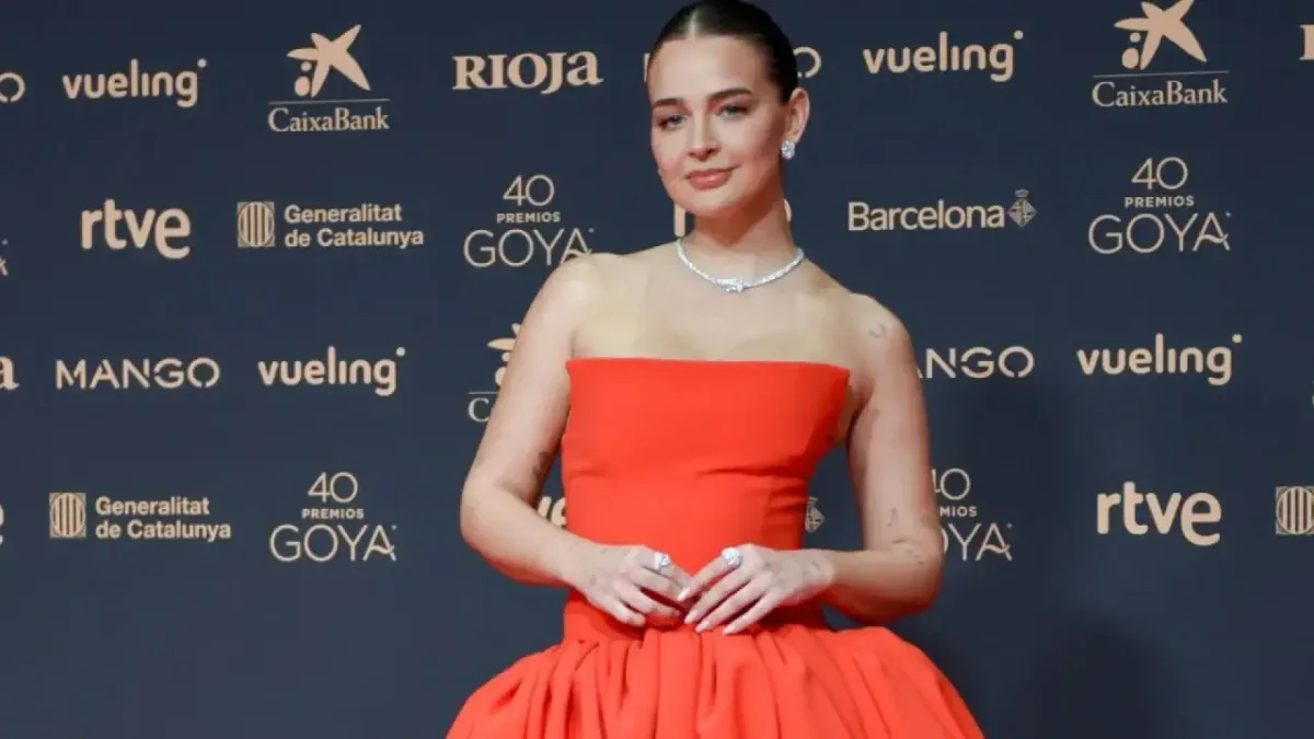 Laura Escanes aclara que no está embarazada tras subir una foto con la que, sin querer, alimentó los rumores: "Lo prometo"
