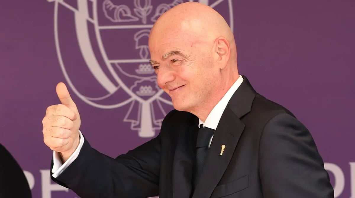 Exjugadores y leyendas del fútbol respaldaron a Gianni Infantino: qué argentinos firmaron el comunicado