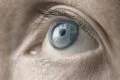 La ansiedad, la depresión y el estrés pueden estar asociados a problemas de la superficie ocular, según un experto