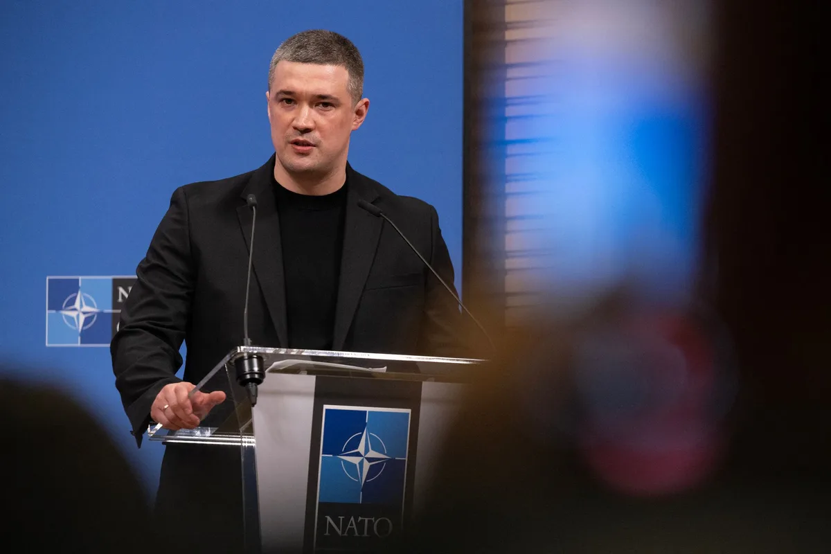 En Ukraine, l’ex-ministre de la défense Mykhaïlo Fedorov entre en rébellion et appelle aux élections