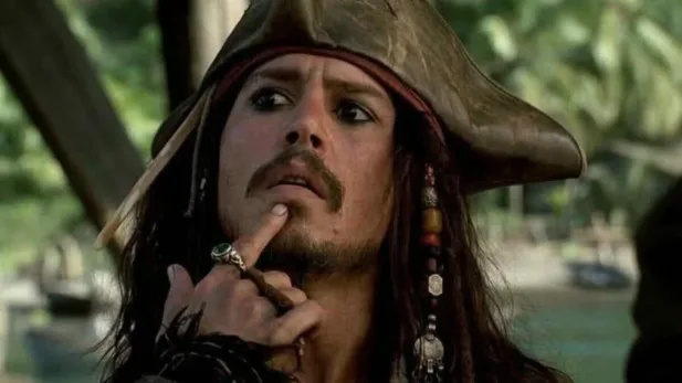 Piratas do Caribe: Produtor abre o jogo sobre possível retorno de Johnny Depp no sexto filme da franquia Johnny Depp está em negociações para voltar a novo filme de Piratas do Caribe, diz produtor (Foto: Reprodução/Disney)
