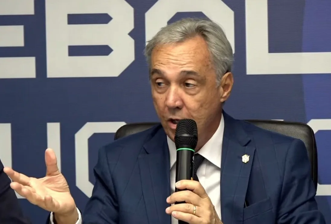 Evandro Carvalho é reeleito para a presidência da FPF e chegará a 19 anos no cargo