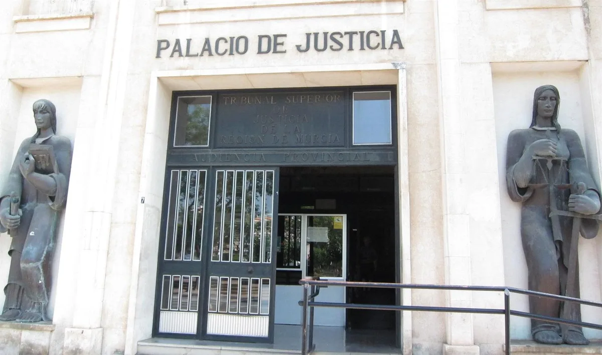 TSJ de Murcia confirma 19 años y tres meses de prisión a un hombre por agredir sexualmente a dos hermanas menores
