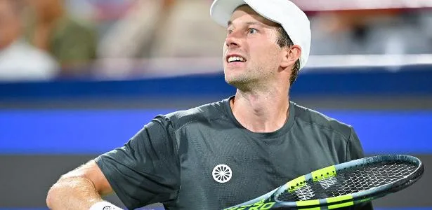 João Fonseca encara holandês que aposentou Rafael Nadal em 2024