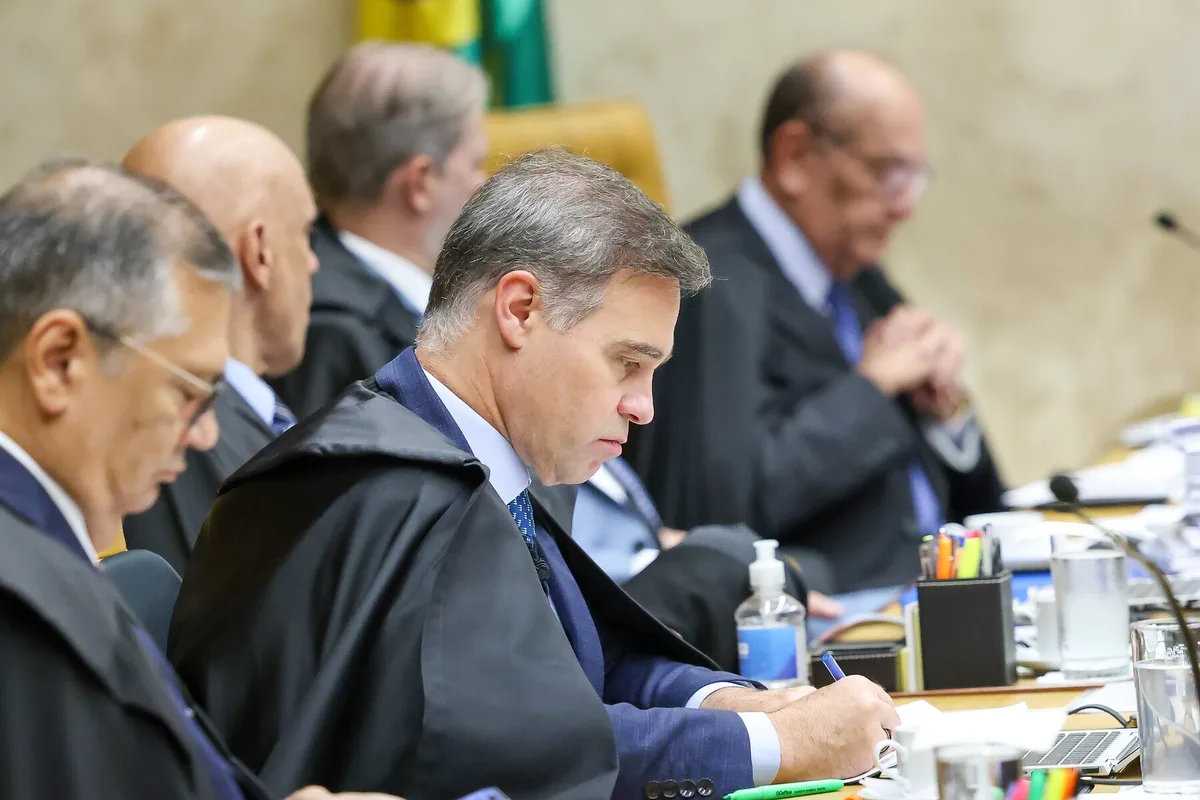 Gabinete de Mendonça nega que Vorcaro tenha tratado sobre Moraes