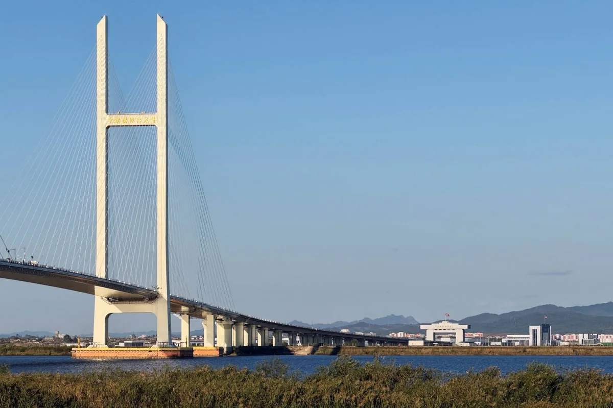 New bridge between China and North Korea opens