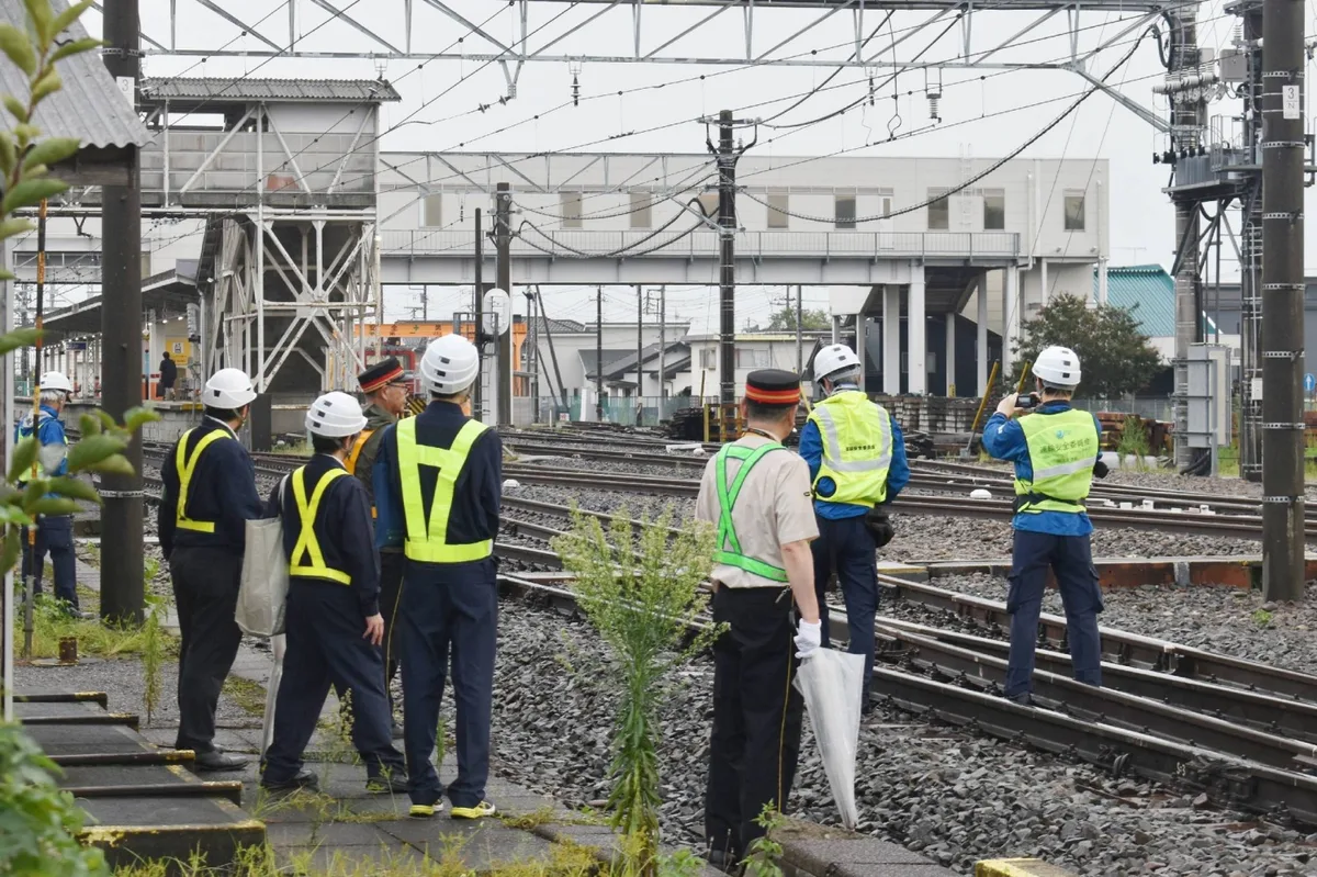 Four railway workers die after being struck by limited-express train in Tochigi